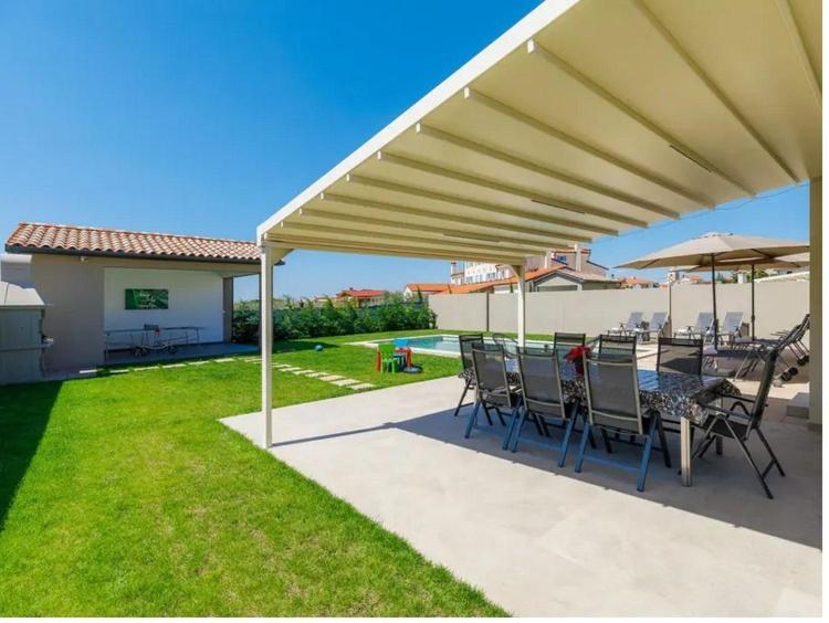 Villa Edi-Heated Pool & E-Bike Šišan Dış mekan fotoğraf