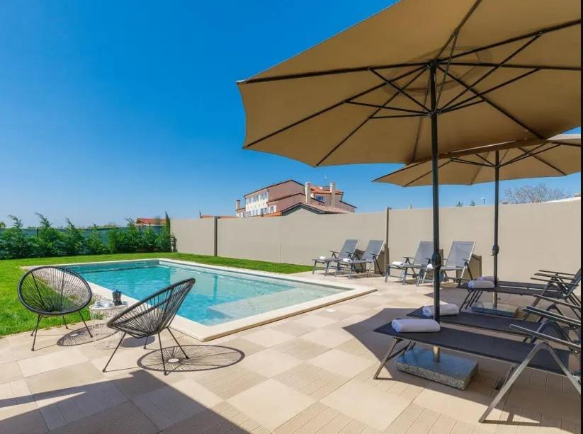 Villa Edi-Heated Pool & E-Bike Šišan Dış mekan fotoğraf